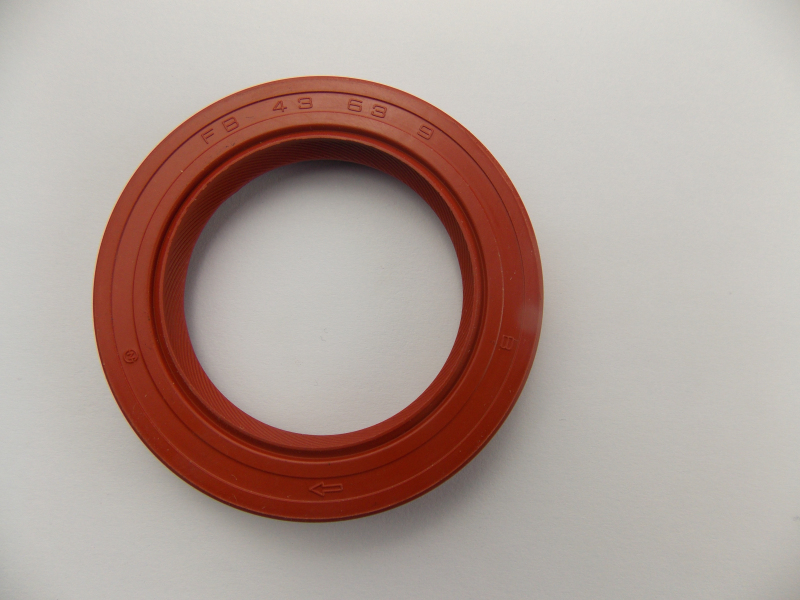 One-axis oil seal