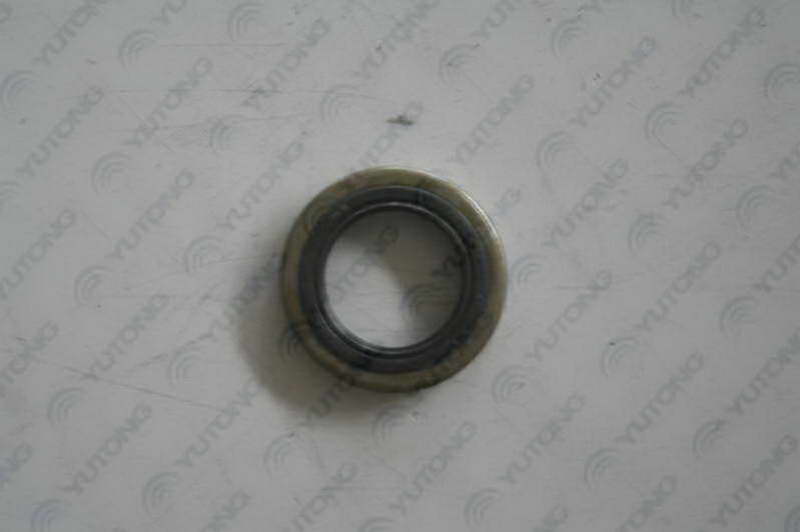 One-axis oil seal