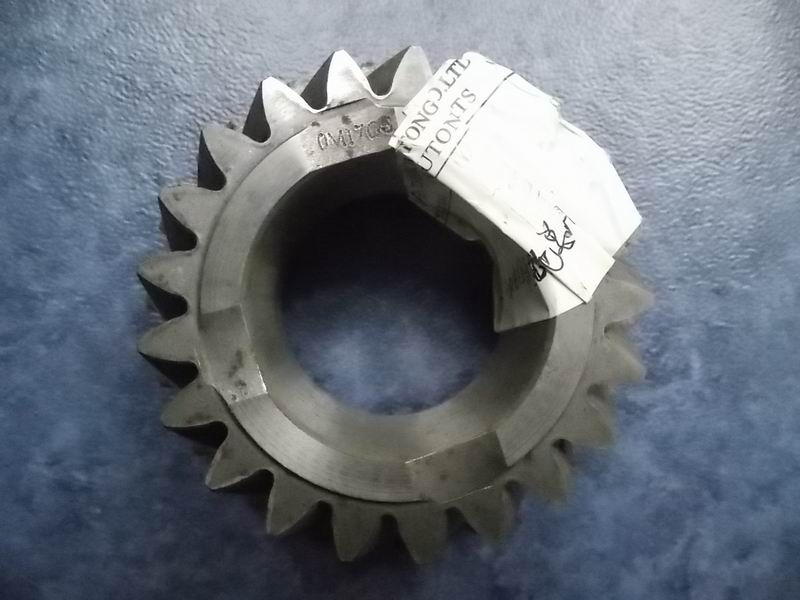 Second-axle four-speed gear assembly-1