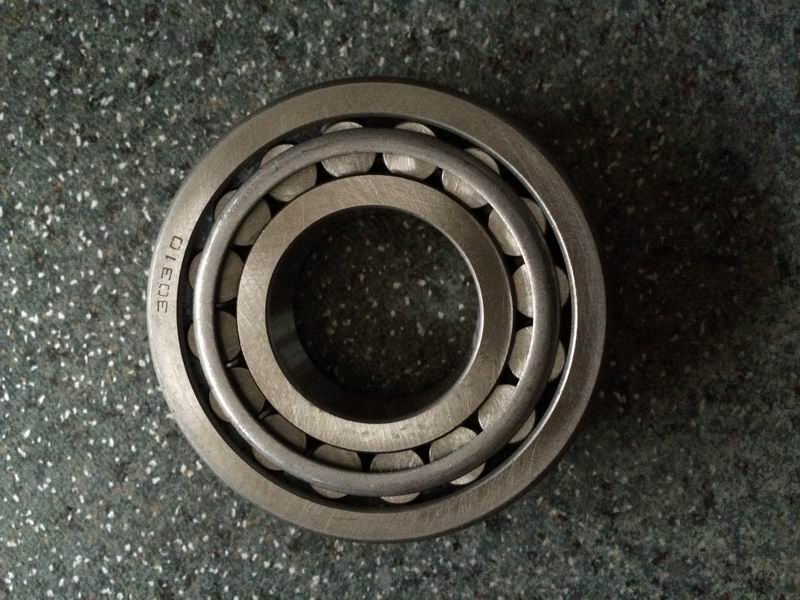 Transmission intermediate shaft tapered roller bearing-1