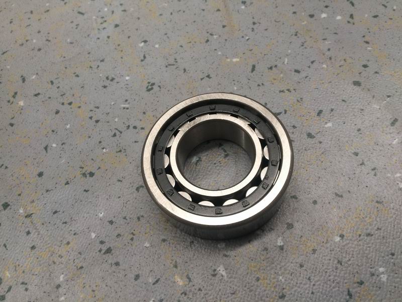 Intermediate shaft front bearing