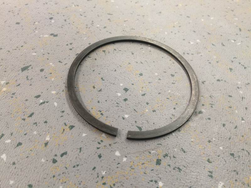 Стопорное кольцо