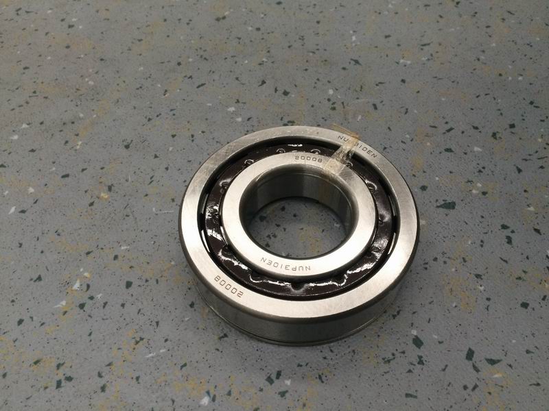 Задний подшипник промежуточного вала-2