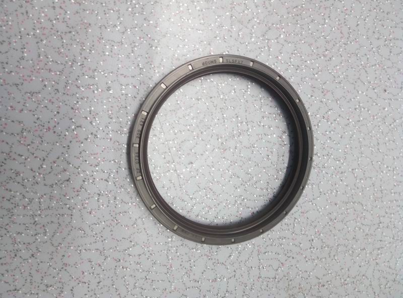 Input shaft oil seal; 1762-02285 can be replaced