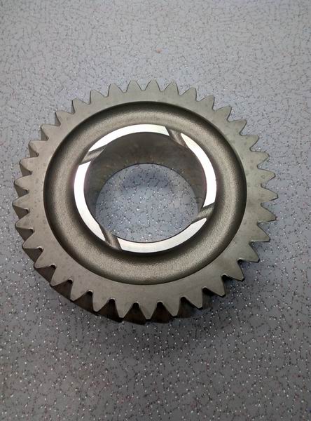 Трехскоростная передача второй оси