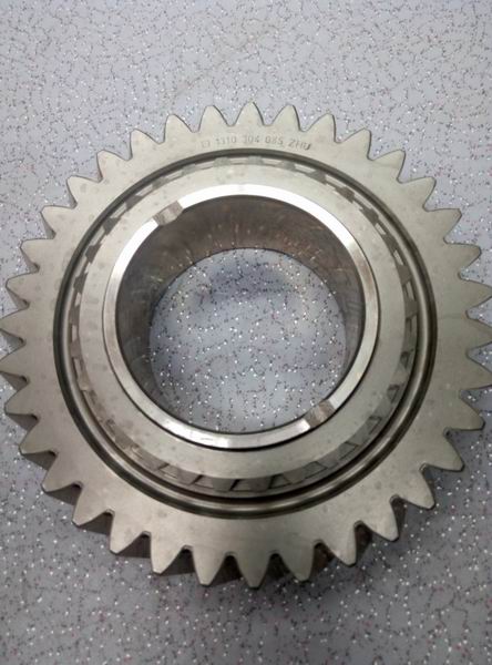 Second-axis three-speed gear-1