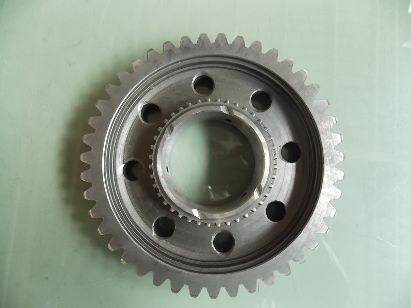 Two-axis first gear