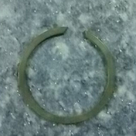 One-axle roller bearing clamp