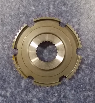 Four and five-speed synchronizer gear