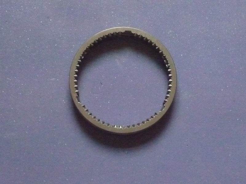 Four or five-speed synchronizer slide cover