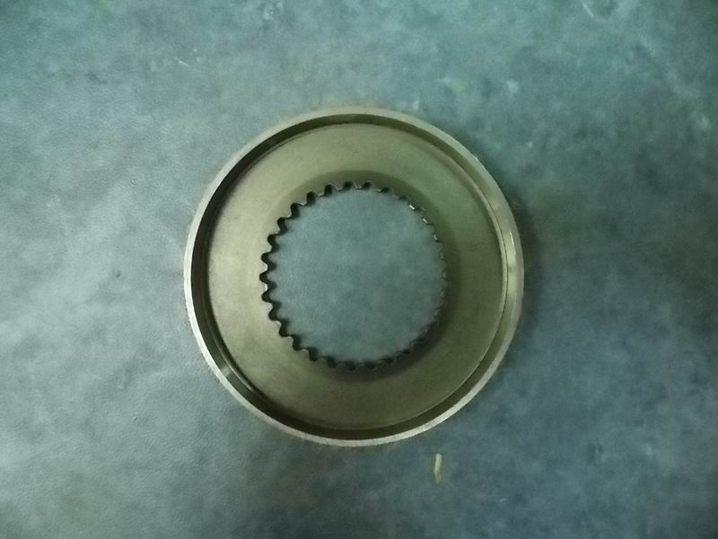 Конусный диск синхронизатора второй и третьей передач.-1
