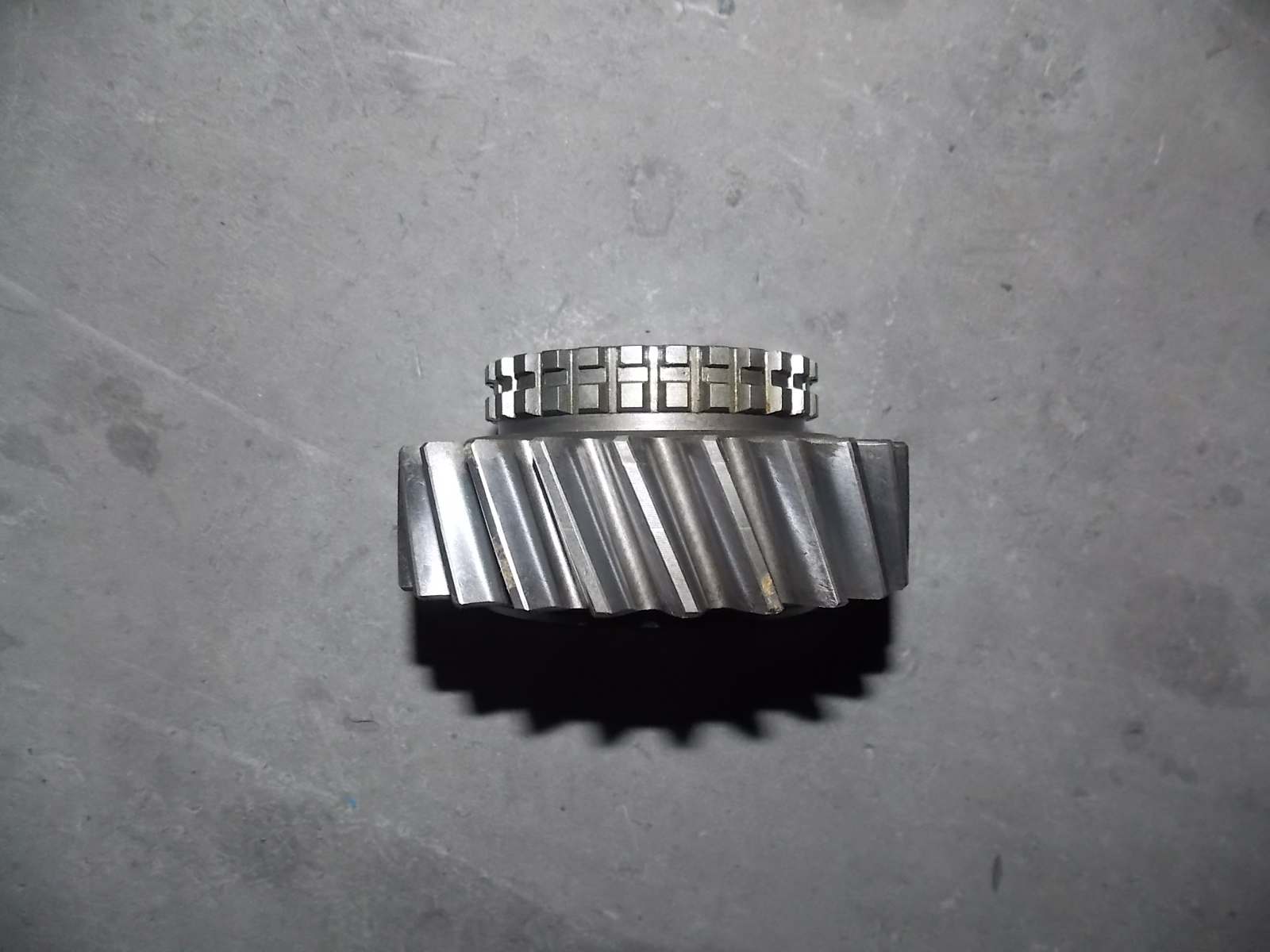 Two-axis six-speed gear-2