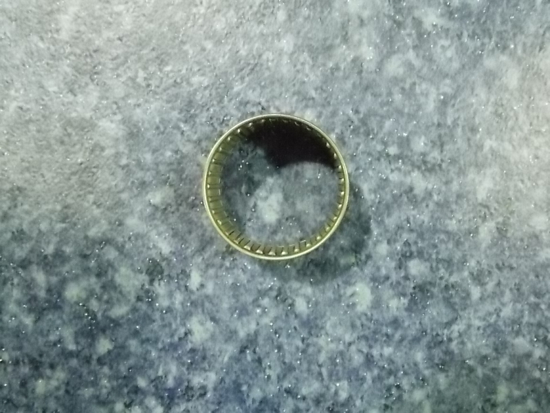 Three-speed tooth needle roller bearing