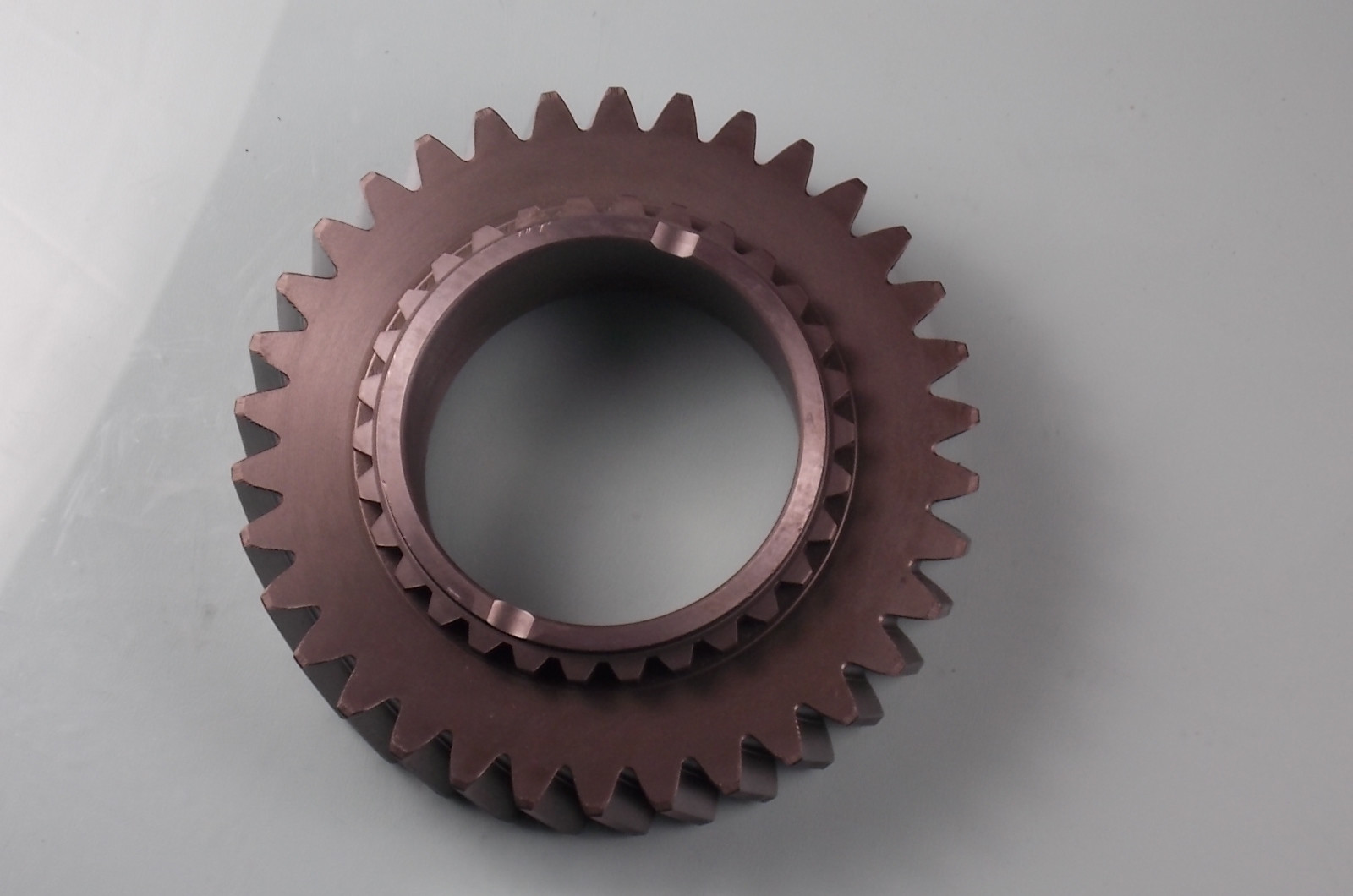 Second-axis and third-speed gears