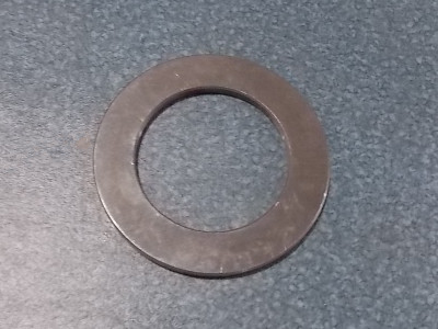 Трехскоростная упорная прокладка зубьев