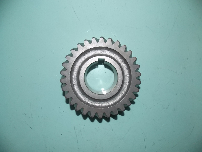 Intermediate shaft three-speed teeth-1