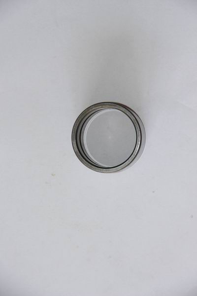 Second-axle three-speed gear bearing race