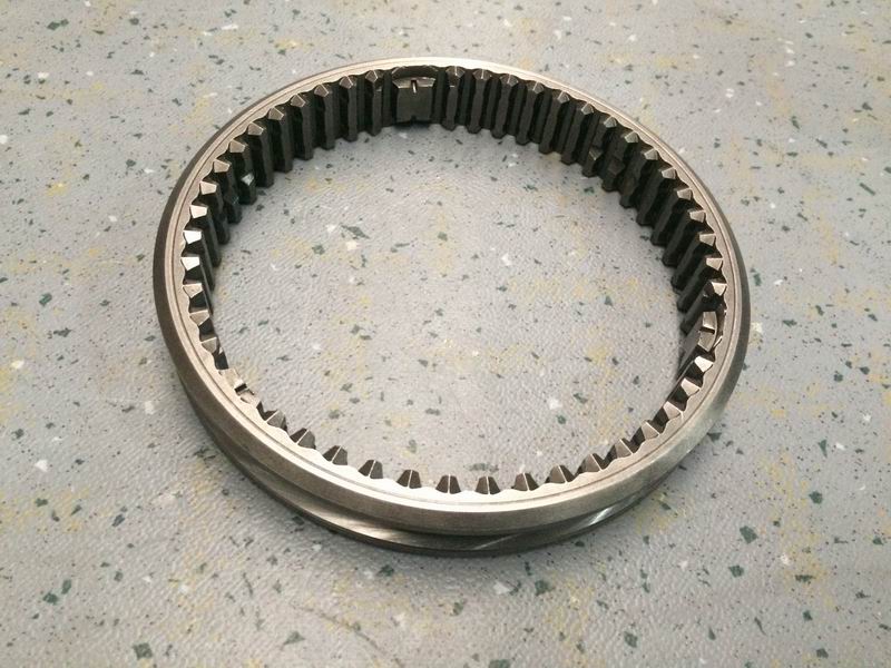 Five and six-speed synchronous sliding sleeve