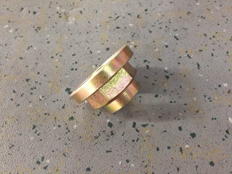 Lock nut-output flange-1