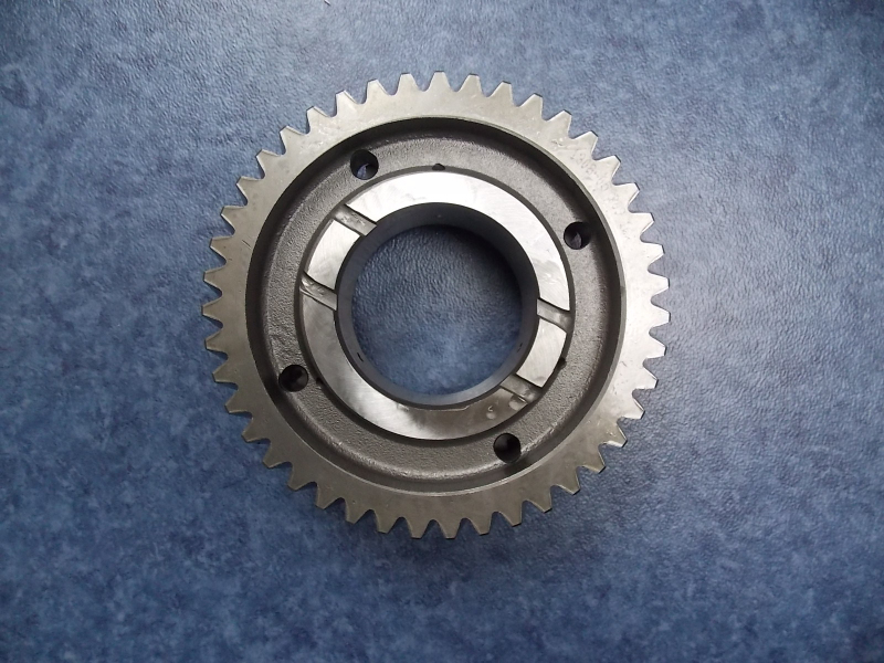 Two-axis first gear tooth assembly