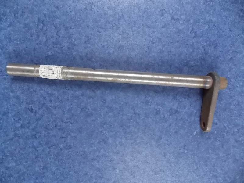 Clutch separation fork shaft and arm assembly