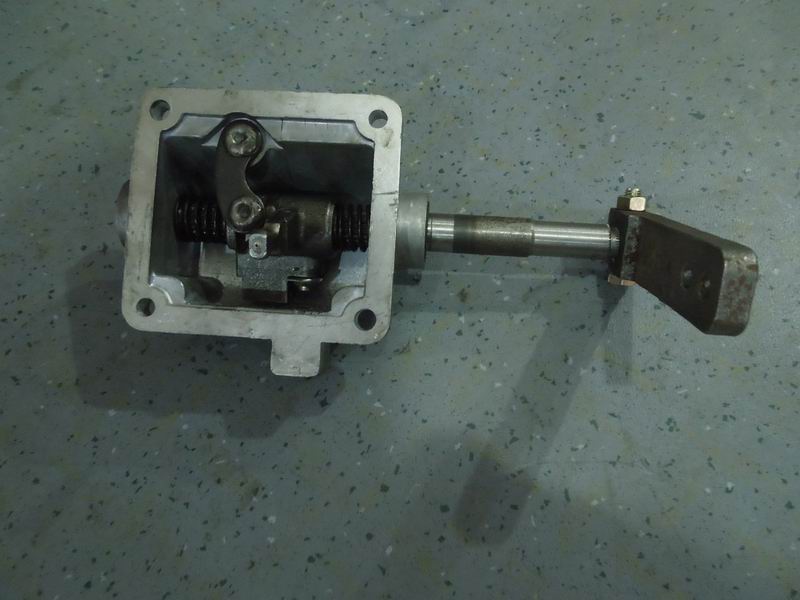 Transmission top cover assembly