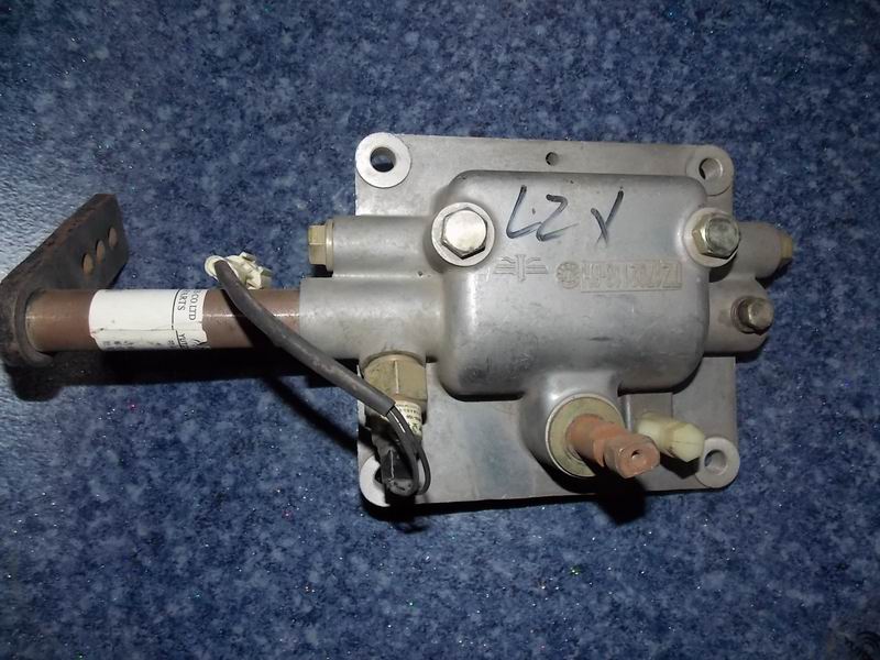 Transmission top cover assembly