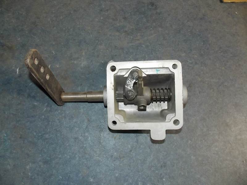 Верхняя крышка коробки передач в сборе-1