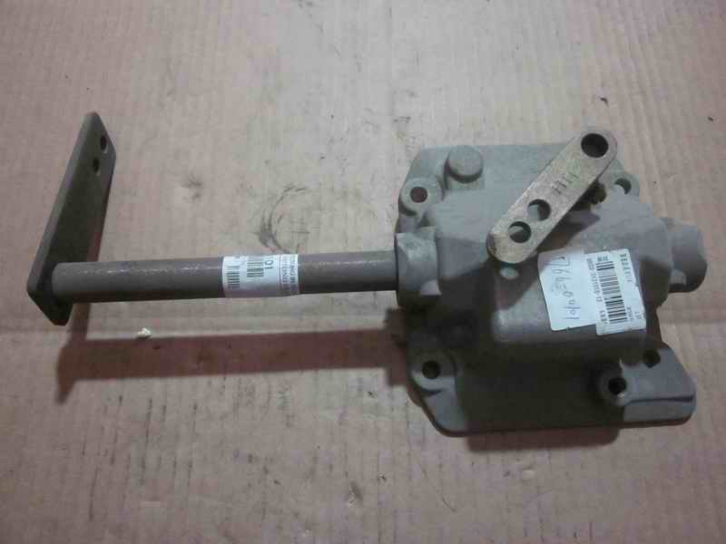 Верхняя крышка коробки передач в сборе-1