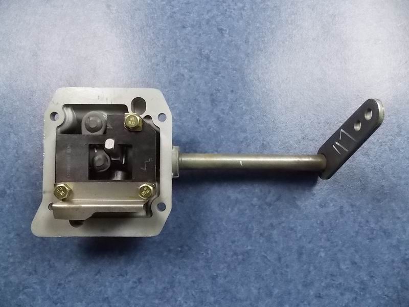 Transmission top cover assembly