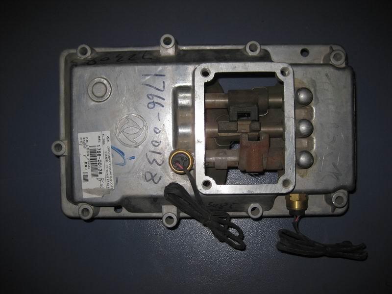 Transmission upper cover assembly-1