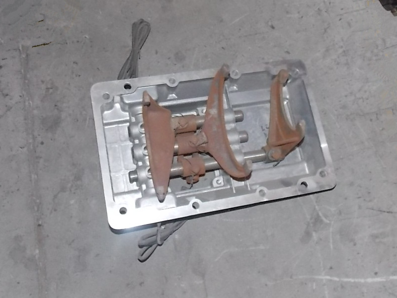 Верхняя крышка коробки передач в сборе