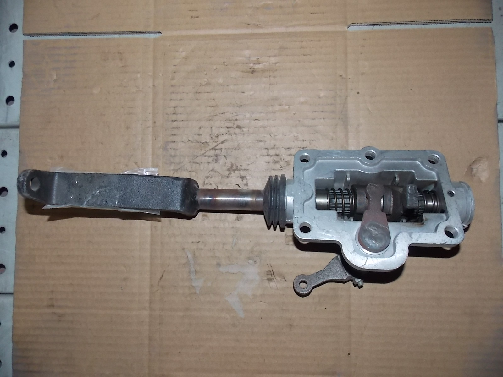 Transmission top cover assembly-1