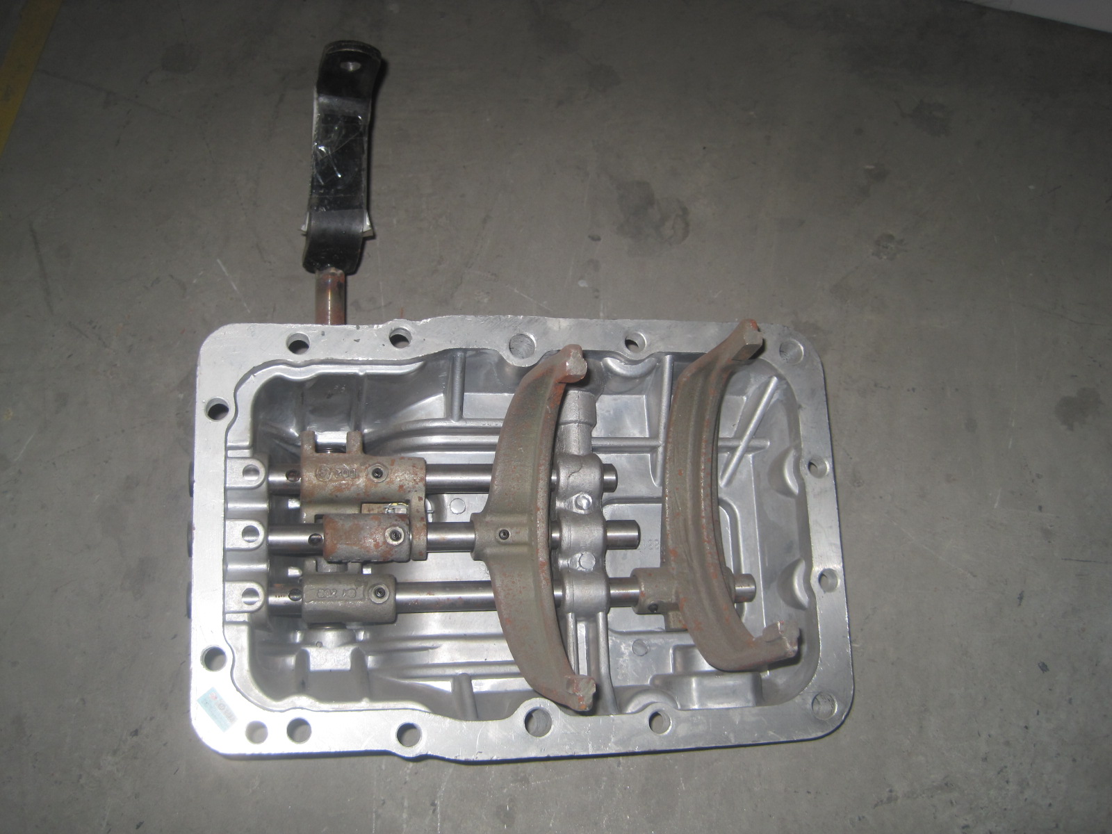 Transmission upper cover assembly-1