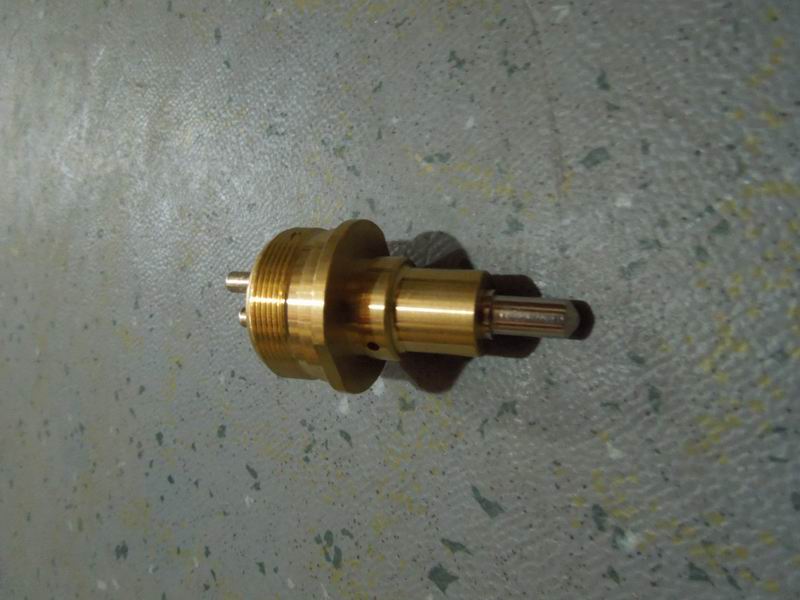 Reverse signal switch