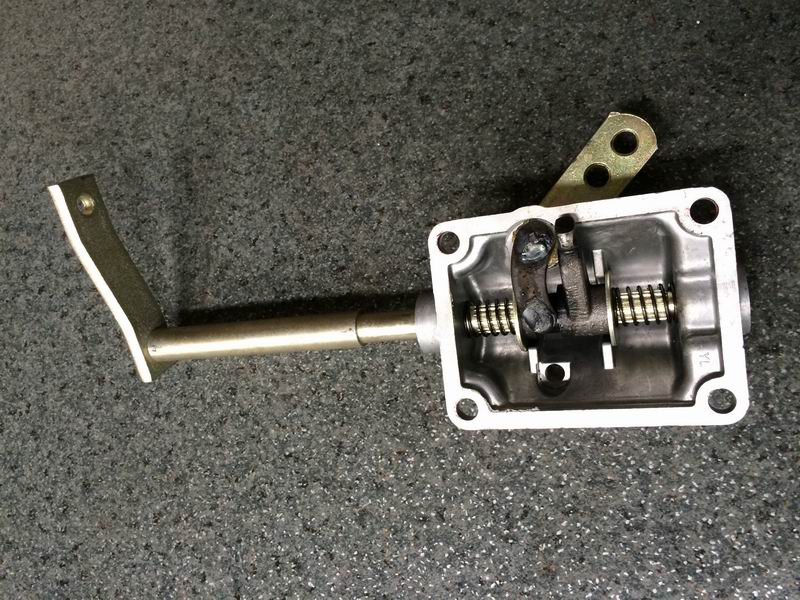 Transmission top cover assembly