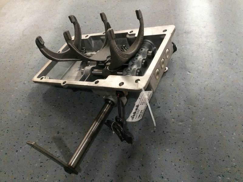 Transmission upper cover assembly-3
