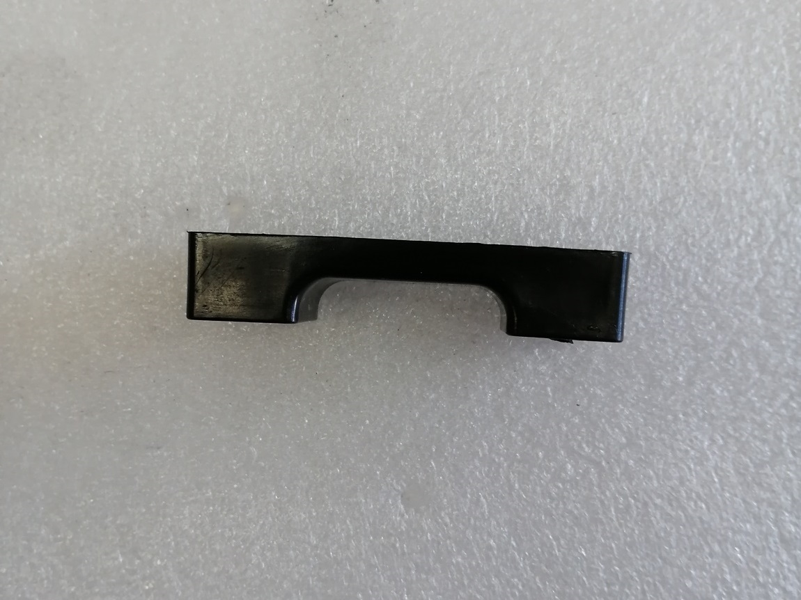 Код изолированного провода высокого напряжения, расстояние между отверстиями 55 , глубина паза 8, 1-2