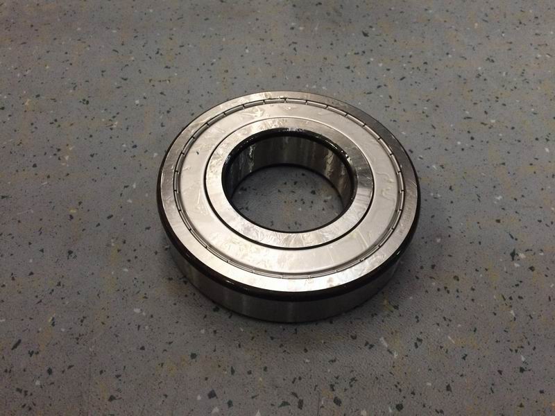 Задний подшипник; можно заменить на 2103-02505