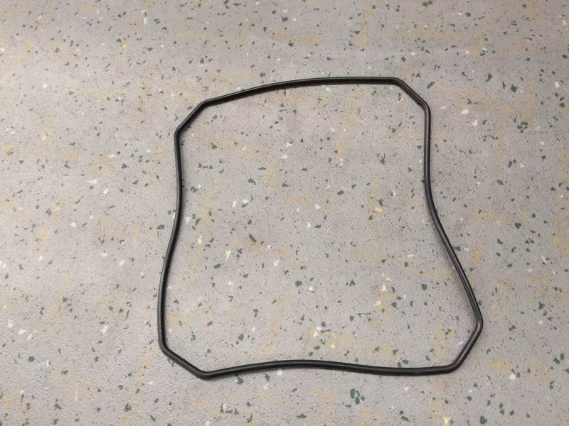 Уплотнительная прокладка; для чехла на сиденье