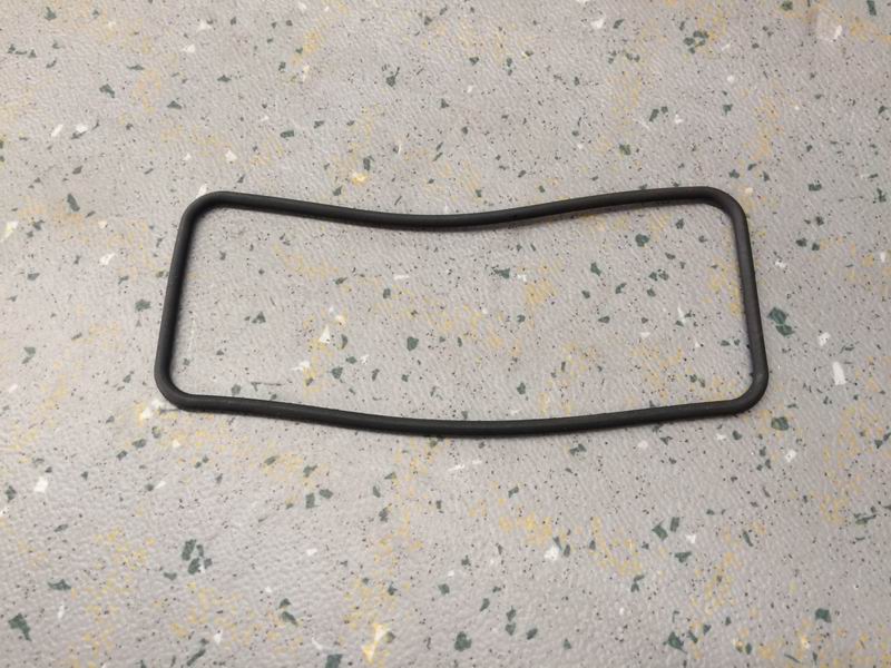 Sealing gasket; for junction box cover