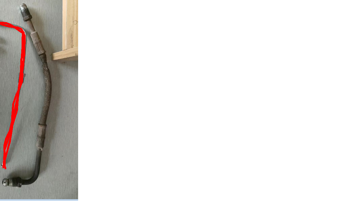 Engine return pipe assembly