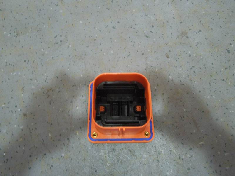 Maintenance switch base; 630A-1