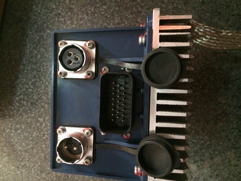 Контроллер рулевого управления (нормальный расход) ( 90 )-1