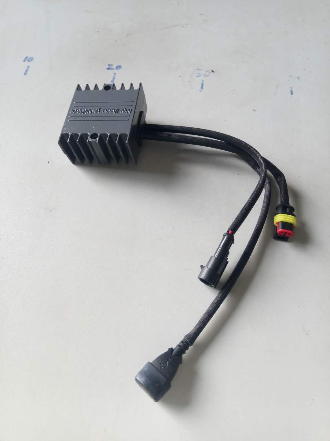 Electronic vacuum controller-3