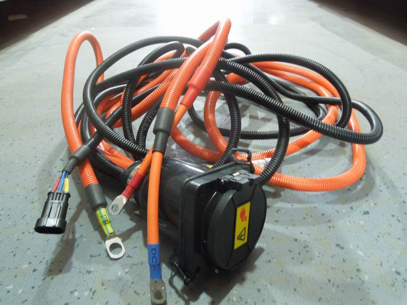 Разъем для зарядки постоянного тока, 750V , 125A