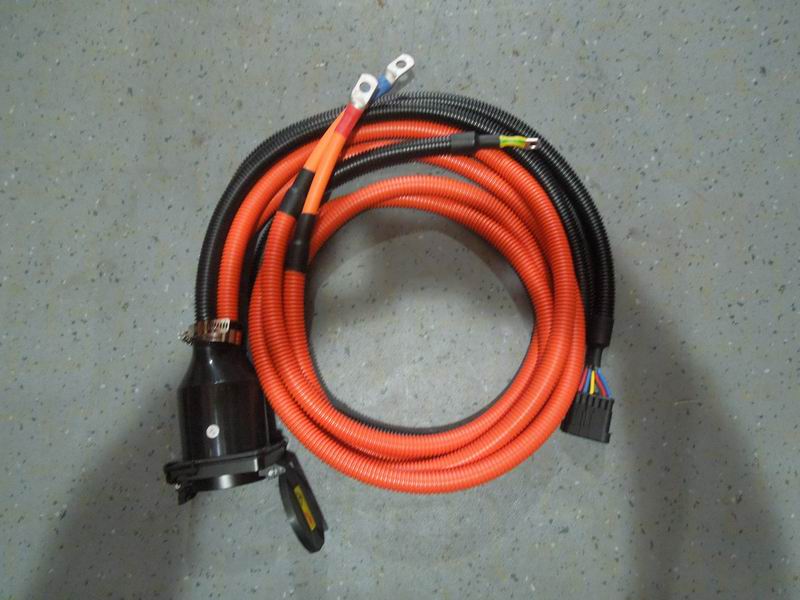 DC charging socket, 750V, 250A-1
