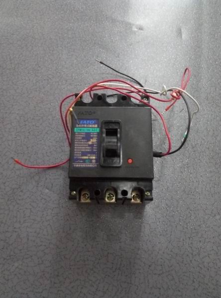 Power generation circuit breaker (100A)
