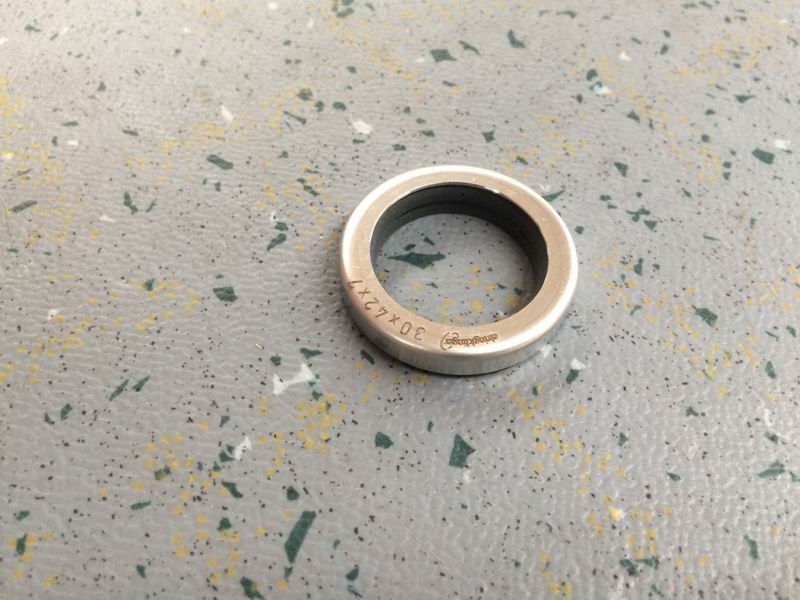 Lip oil seal 30*42*7-1