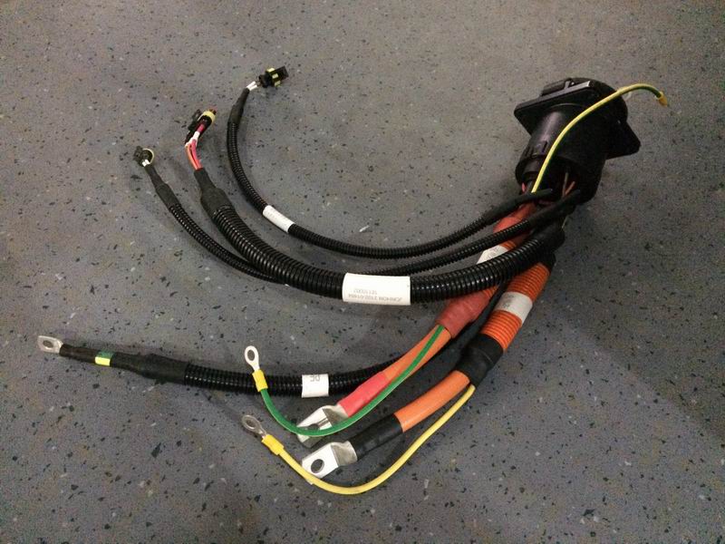 DC charging socket, 750V, 250A-1